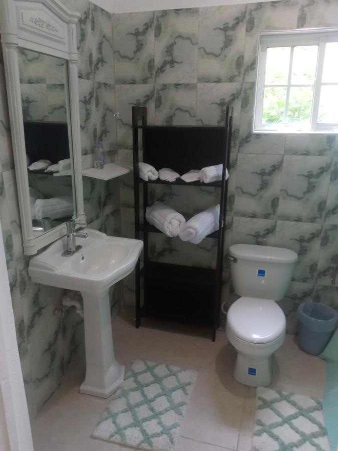Bed & Breakfast Grace Garden By Eminence Ent Ocho Rios